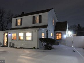 739 Westwood Lane, Aldan PA 19018