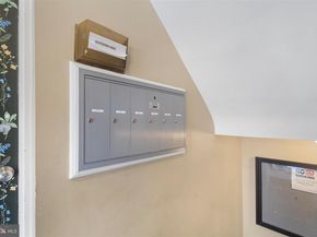 2051 N Woodstock Street 201, Arlington VA 22207