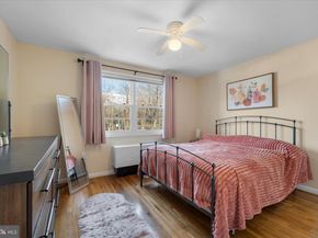 2051 N Woodstock Street 201, Arlington VA 22207