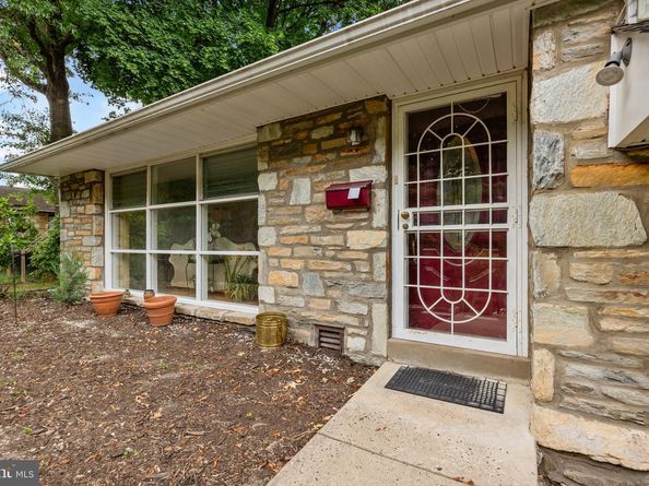 7608 Coventry Avenue, Elkins Park PA 19027