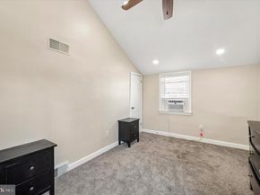 611 Glenfield Avenue, Glenolden PA 19036