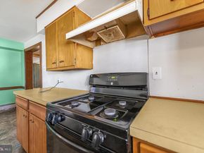 302 Garth Road, Oreland PA 19075