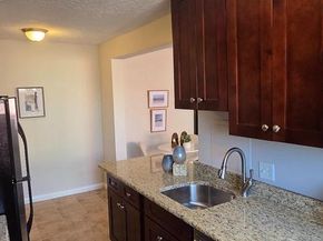 305 C Street NE 202, Washington DC 20002