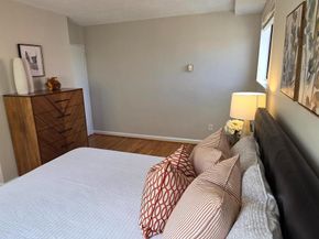 305 C Street NE 202, Washington DC 20002