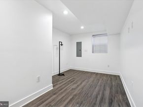 2127 Cross Street, Philadelphia PA 19146