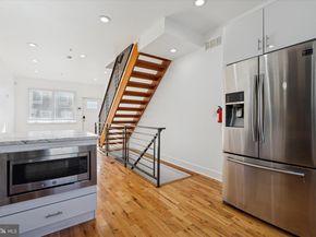 2127 Cross Street, Philadelphia PA 19146