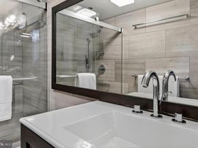 601 Pennsylvania Ave NW 1205+1206, Washington DC 20004