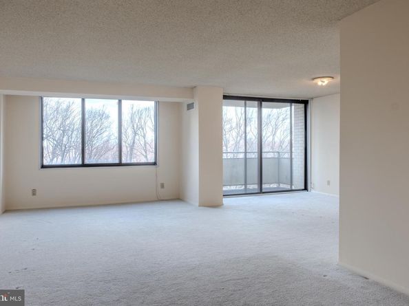 5225 Pooks Hill Road 1016N, Bethesda MD 20814