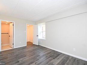 613 Washington Place 13, Chesterbrook PA 19087