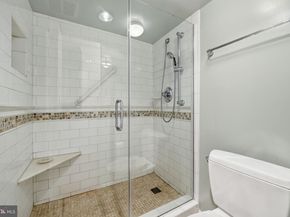 8370 Greensboro Drive 614, Mclean VA 22102