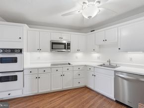 8370 Greensboro Drive 614, Mclean VA 22102