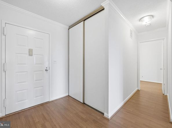 8370 Greensboro Drive 614, Mclean VA 22102