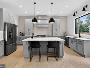 414 N Monroe Street, Arlington VA 22201