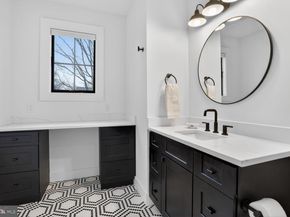 414 N Monroe Street, Arlington VA 22201