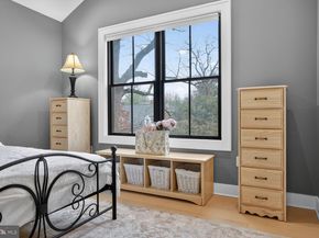 414 N Monroe Street, Arlington VA 22201