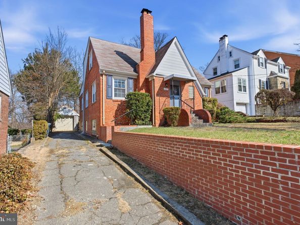 3225 Chestnut Street NE, Washington DC 20018