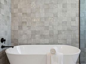 954 N 6TH Street, Philadelphia PA 19123