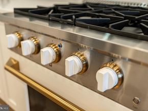 1215 Holbrook Terrace NE 2, Washington DC 20002