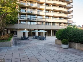 400 Madison Street 301, Alexandria VA 22314