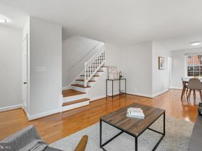 4628 31st Road S, Arlington VA 22206