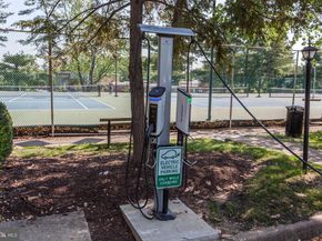 4628 31st Road S, Arlington VA 22206