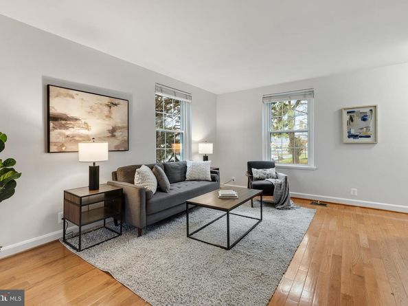 4628 31st Road S, Arlington VA 22206