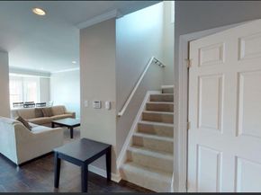 1245 18TH Street NE 2, Washington DC 20002