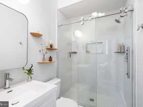 1238 Callowhill Street 202, Philadelphia PA 19123