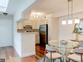 2224 Springwood Drive J, Reston VA 20191