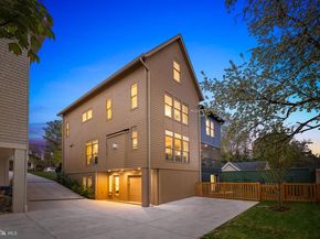 4892 Macarthur Boulevard NW, Washington DC 20007