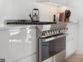 4892 Macarthur Boulevard NW, Washington DC 20007