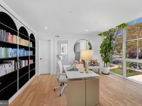 4892 Macarthur Boulevard NW, Washington DC 20007