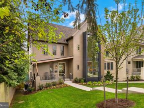 4892 Macarthur Boulevard NW, Washington DC 20007