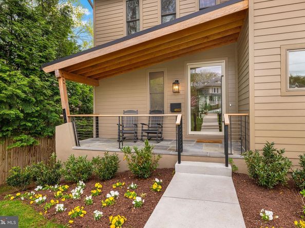 4892 Macarthur Boulevard NW, Washington DC 20007