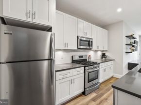 2221 M Street NE PH1, Washington DC 20002