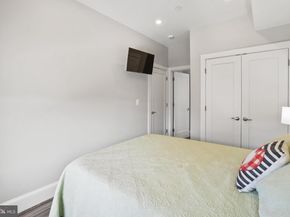 2221 M Street NE PH1, Washington DC 20002