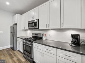 2221 M Street NE PH1, Washington DC 20002