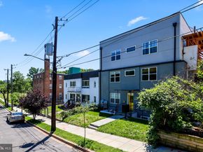 2221 M Street NE PH1, Washington DC 20002