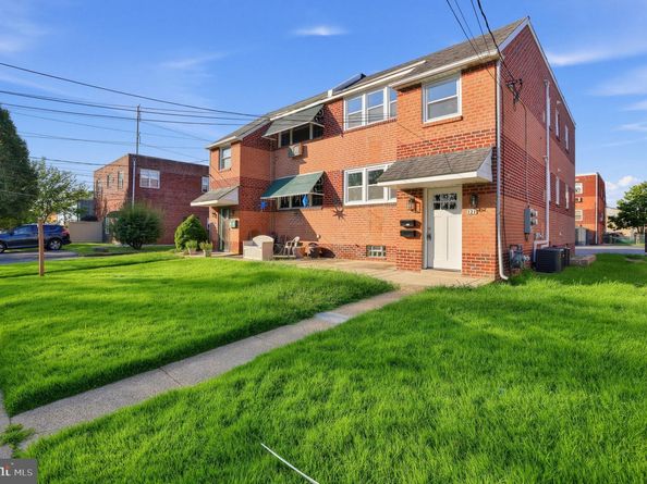 121 Rutledge Avenue, Folsom PA 19033
