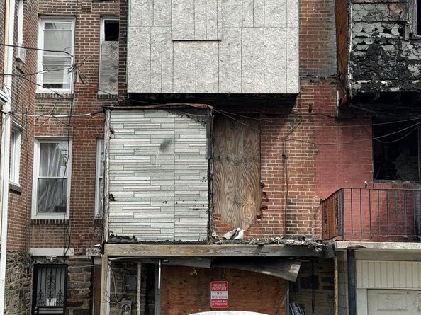 5818 Chew Avenue, Philadelphia PA 19138