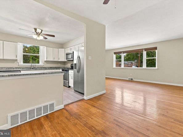 704 Hill Road, Philadelphia PA 19128