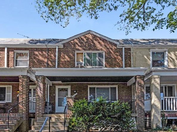 310 19TH Street NE, Washington DC 20002