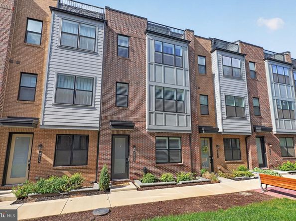 4923 Churchill Mews, Alexandria VA 22304
