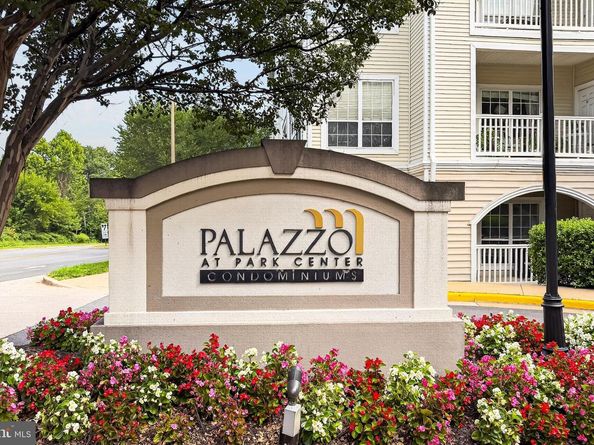 4560 Strutfield Lane 1107, Alexandria VA 22311