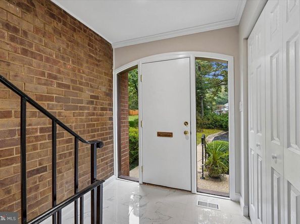 10713 Deborah Drive, Potomac MD 20854