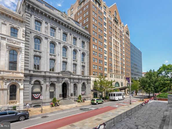 421 Chestnut Street 401, Philadelphia PA 19106