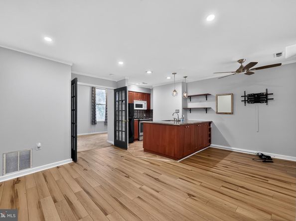 1828 Green Street 2F, Philadelphia PA 19130