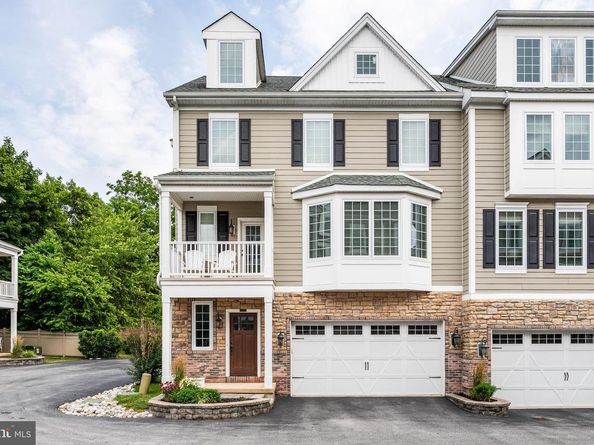 7 Grey Court, Berwyn PA 19312