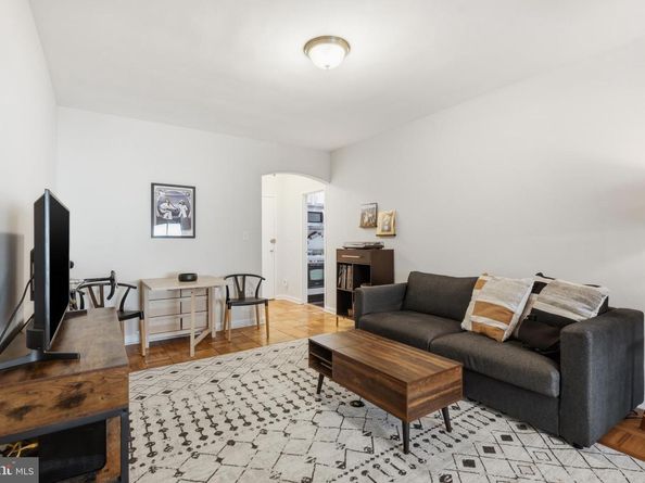 1 Scott Circle NW 616, Washington DC 20036
