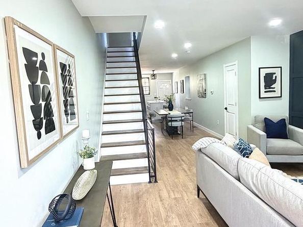 819 Jackson Street, Philadelphia PA 19148
